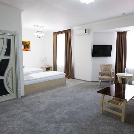 Alexander Hotel Samarkand Exterior photo