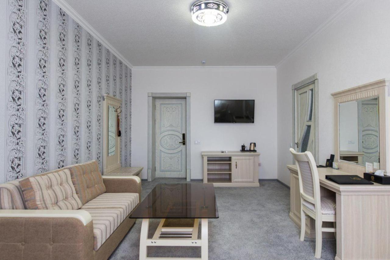 Alexander Hotel Samarkand Exterior photo
