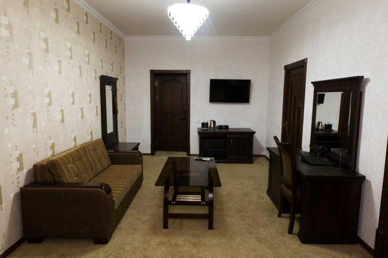 Alexander Hotel Samarkand Exterior photo