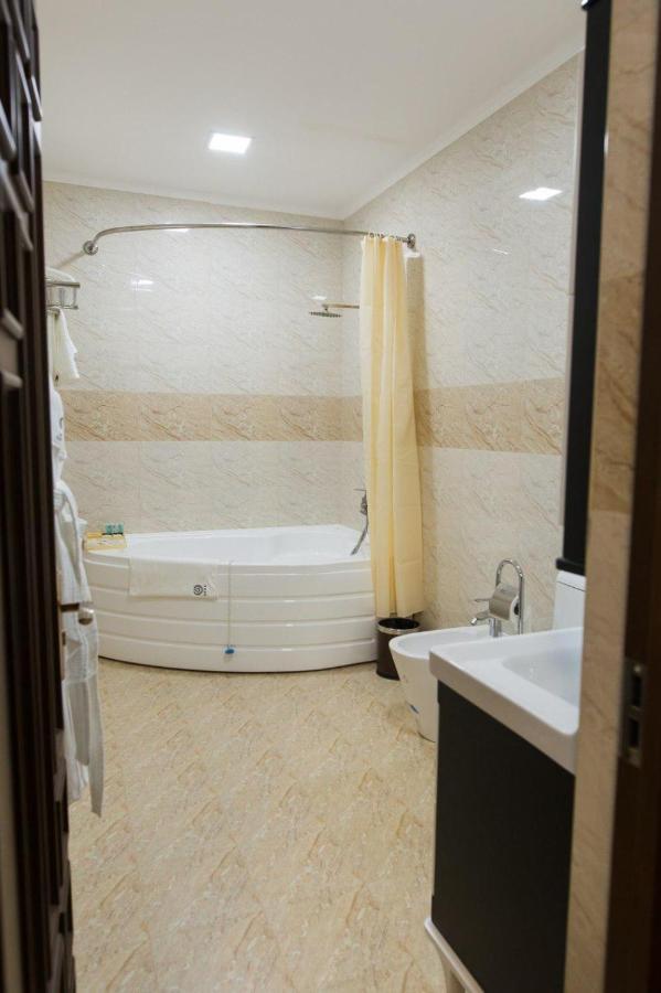 Alexander Hotel Samarkand Exterior photo