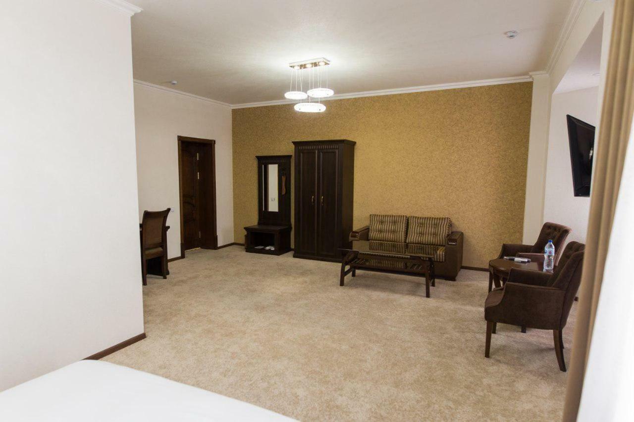 Alexander Hotel Samarkand Exterior photo